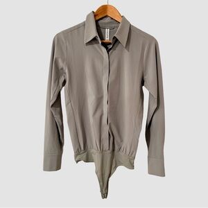 Athleta Gray Collared Button Up BodySuit Shirt XS